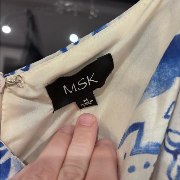 NWT MSK Blue and White Floral Maxi Dress Lined Sz M - Picture 6 of 10